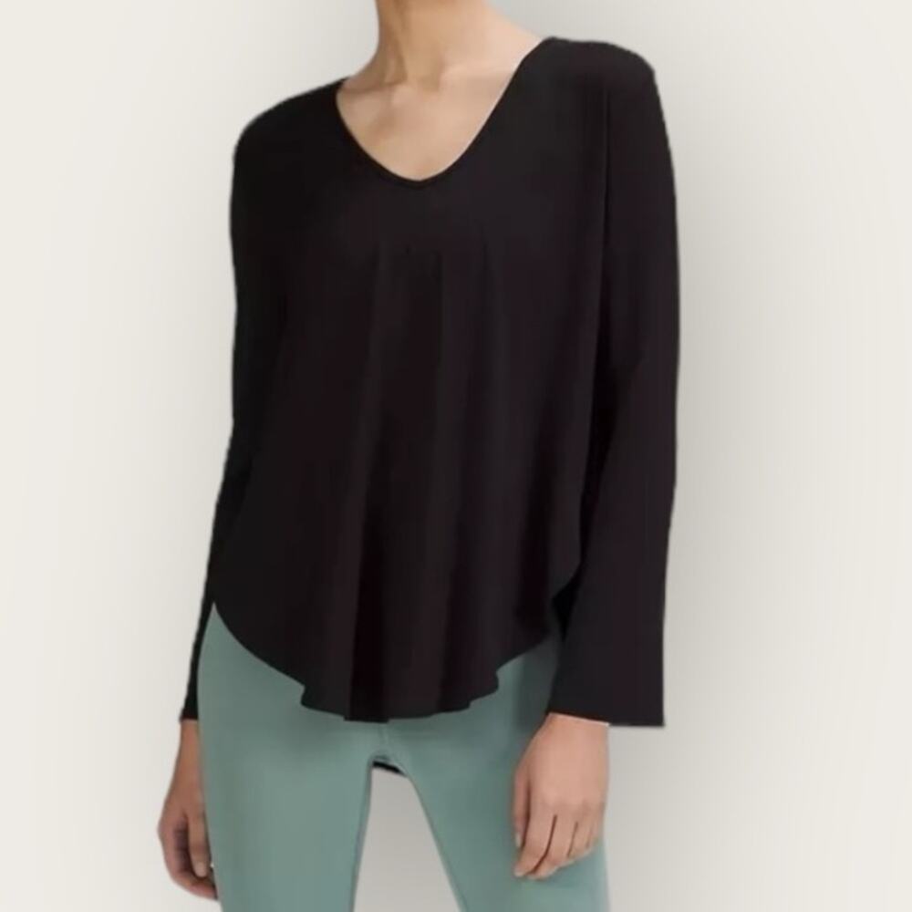 EUC | Lululemon | Nulu Relaxed Fit Yoga Long Sleeve Top | Black | See Measure